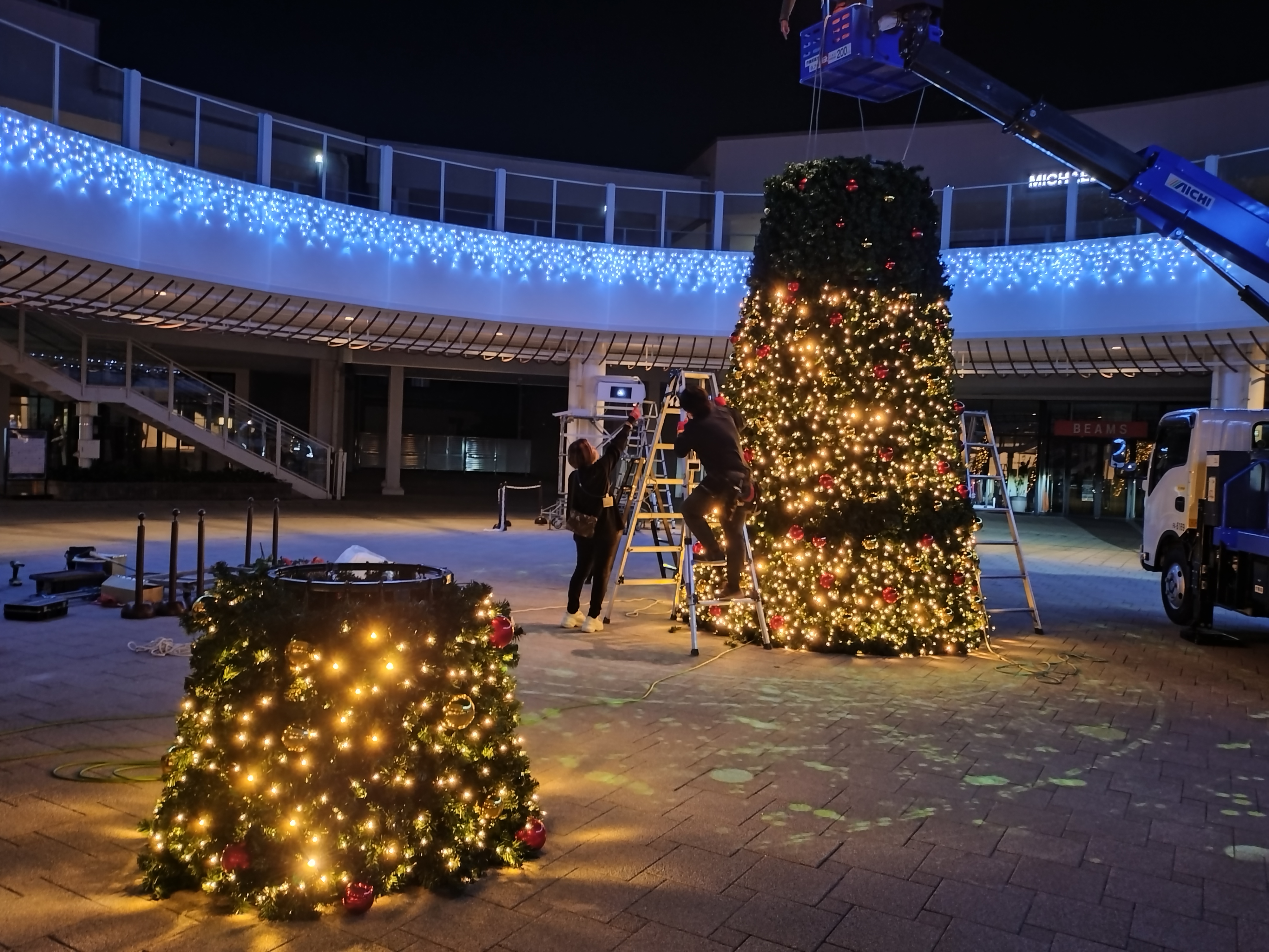イルミネーション撤去はクリスマス・・